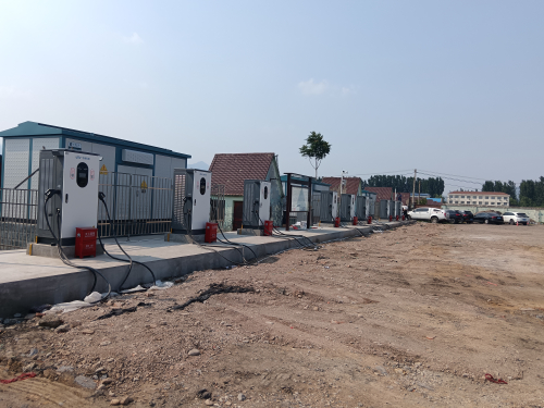 河南林州重卡充电站